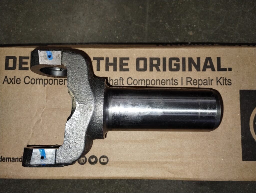 Chevy GM 27 Spline Slip Yoke TH350 700R4 4L60 Transmission 2wd 3R/1344