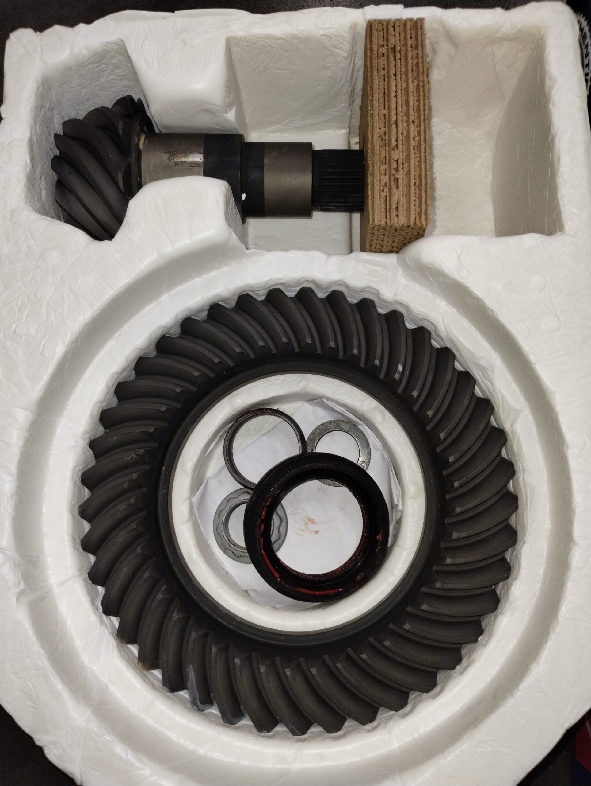 2019+ Dodge Ram 4500 5000 4X4 Front Axle 4:10 10.5 13 Bolt Cover - Image 2