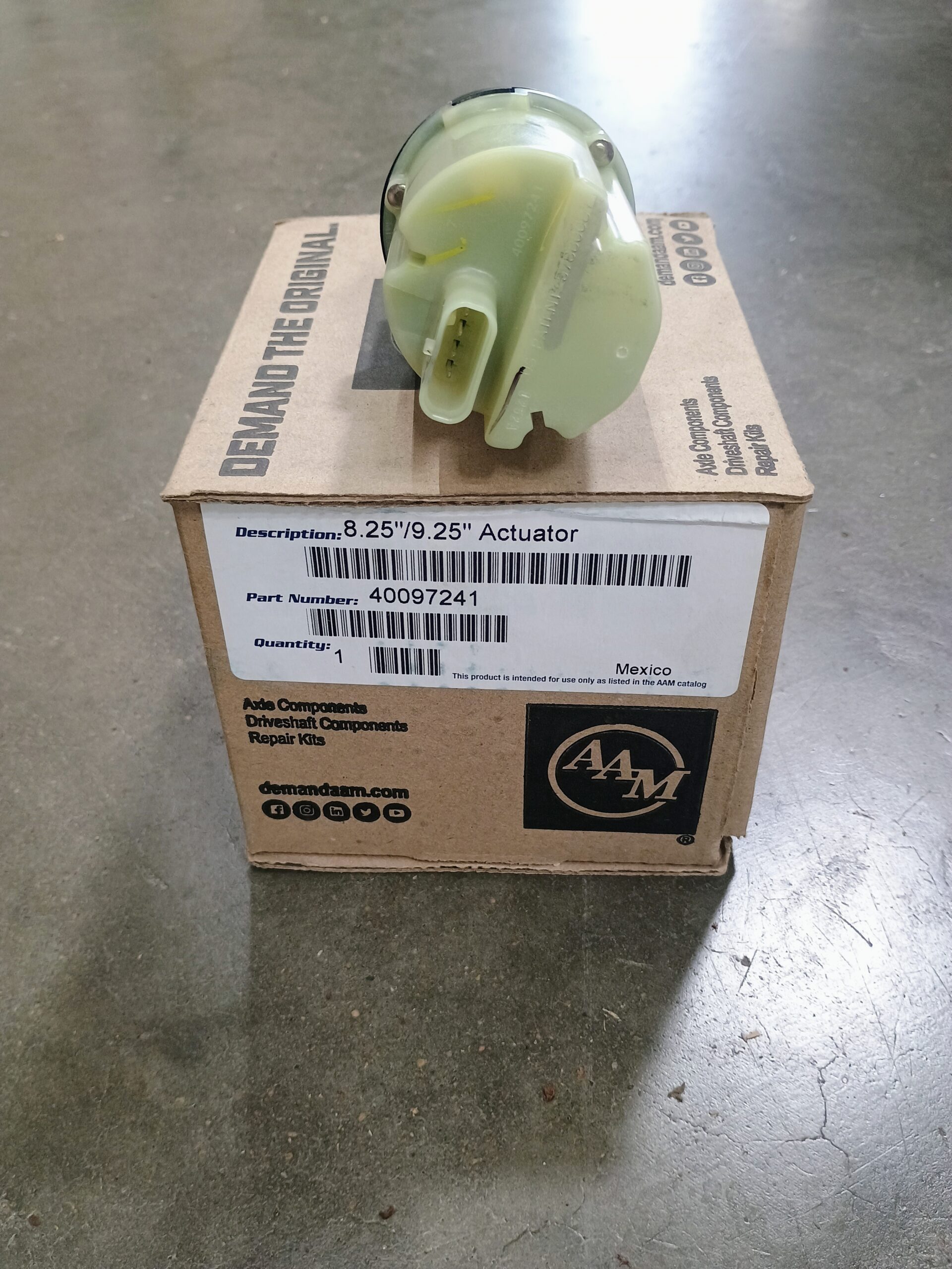 2014-2016 GM 4X4 Front Axle Actuator 8.25IFS 9.25IFS 1500 2500 3500 - Image 2