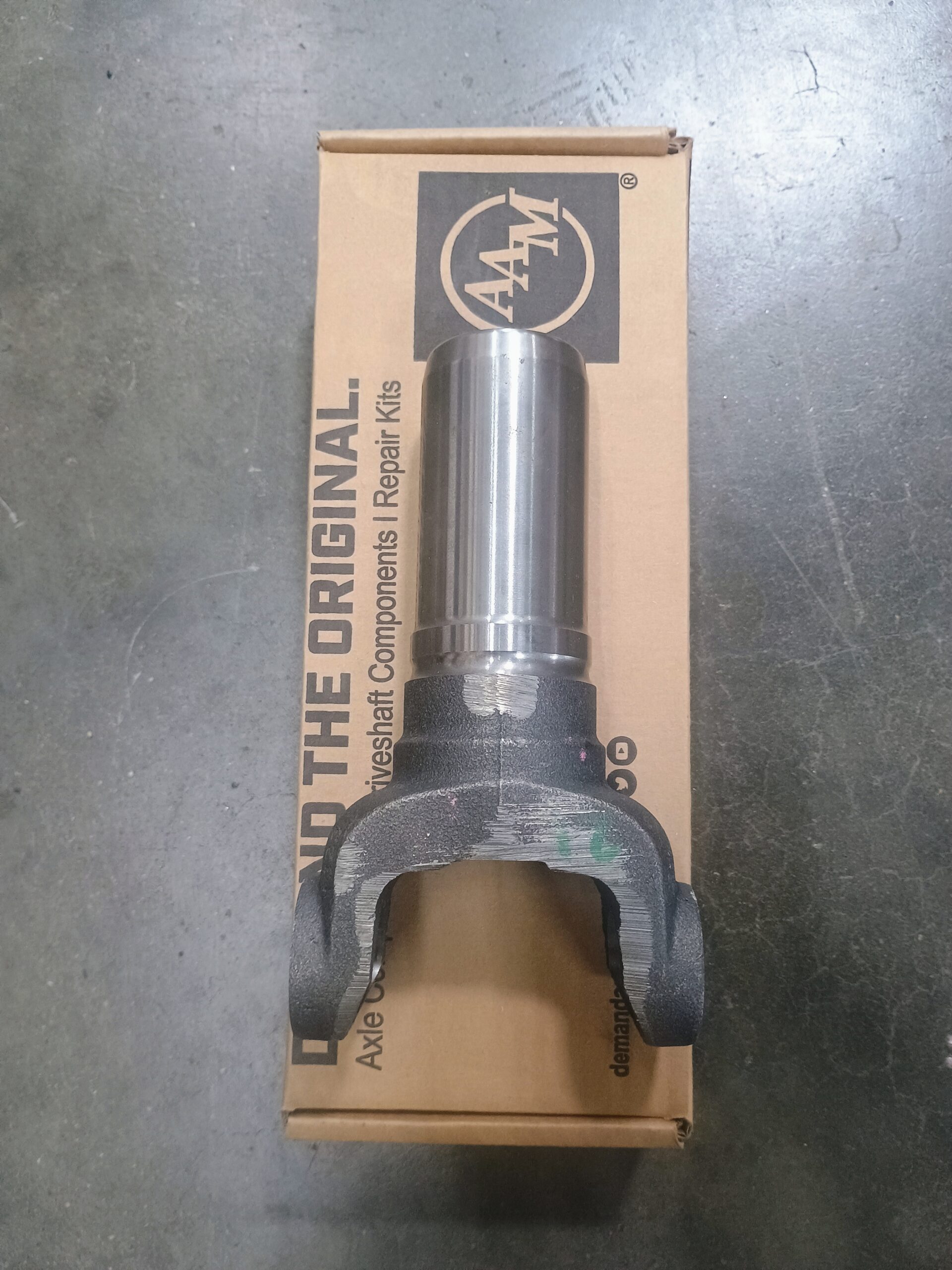 『1年保証』 Slip 1415/1410 Yoke Bearing Carrier at Driveshaft Spline 36 アニメ/ゲーム