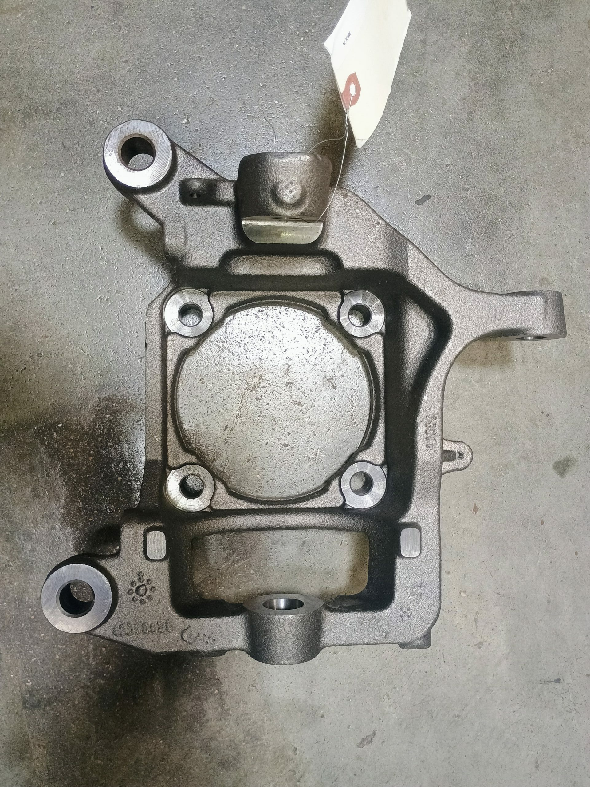 2010-2013 Dodge Ram 2500/3500 Left Steering Knuckle 4X4 Front Axle 9.25 AAM - Image 3