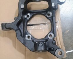 2014-2015 Dodge Ram 2500 3500 Right Hand Steering Knuckle 9.25 4X4 Front Axle