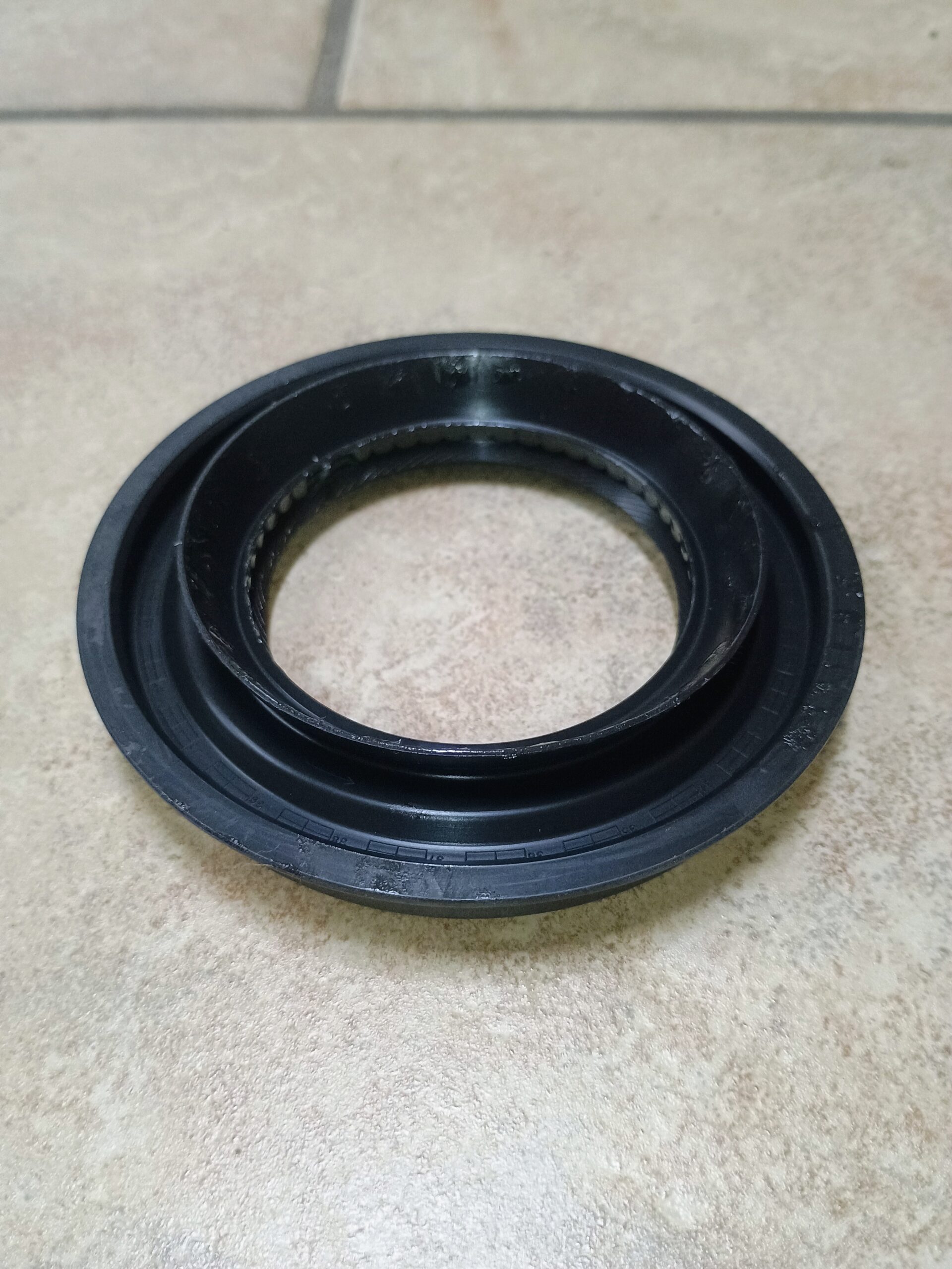 2018+ Jeep JL Dana 44 4X4 Front Axle Pinion Seal - Image 3