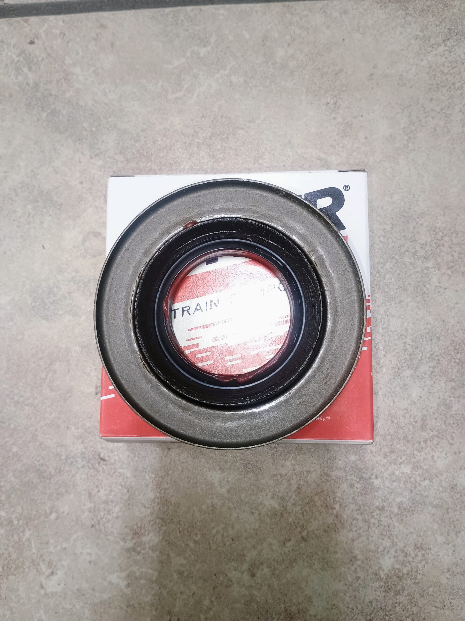 2001-2011 Ford Ranger Explorer Mountaineer 4X4 Front Axle Pinion Seal Dana 30/35 - Image 2