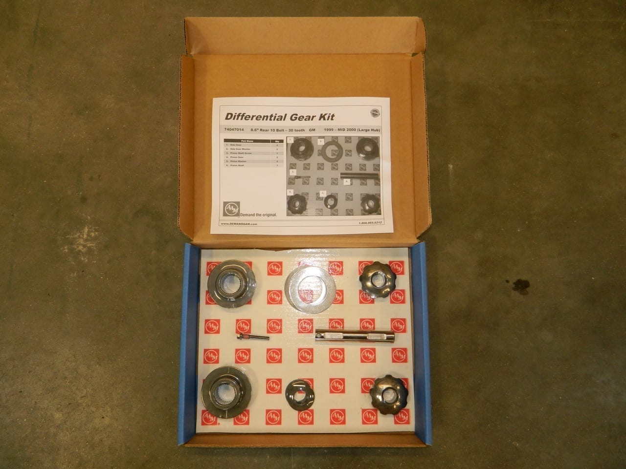 GM 8.6 Axle Gear Kit Spider Open Differential 1999-Mid2000 W/Disc Brakes 2 large windows