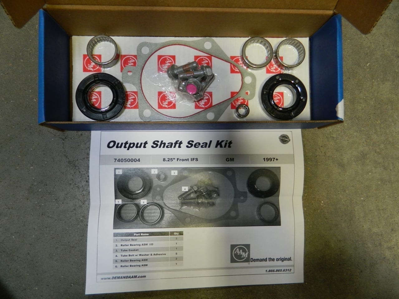GM8.25IFS Axle Bearing & Seal Kit 4X4 Front Differential 1998+ Chevy 1500 Tahoe Suburban