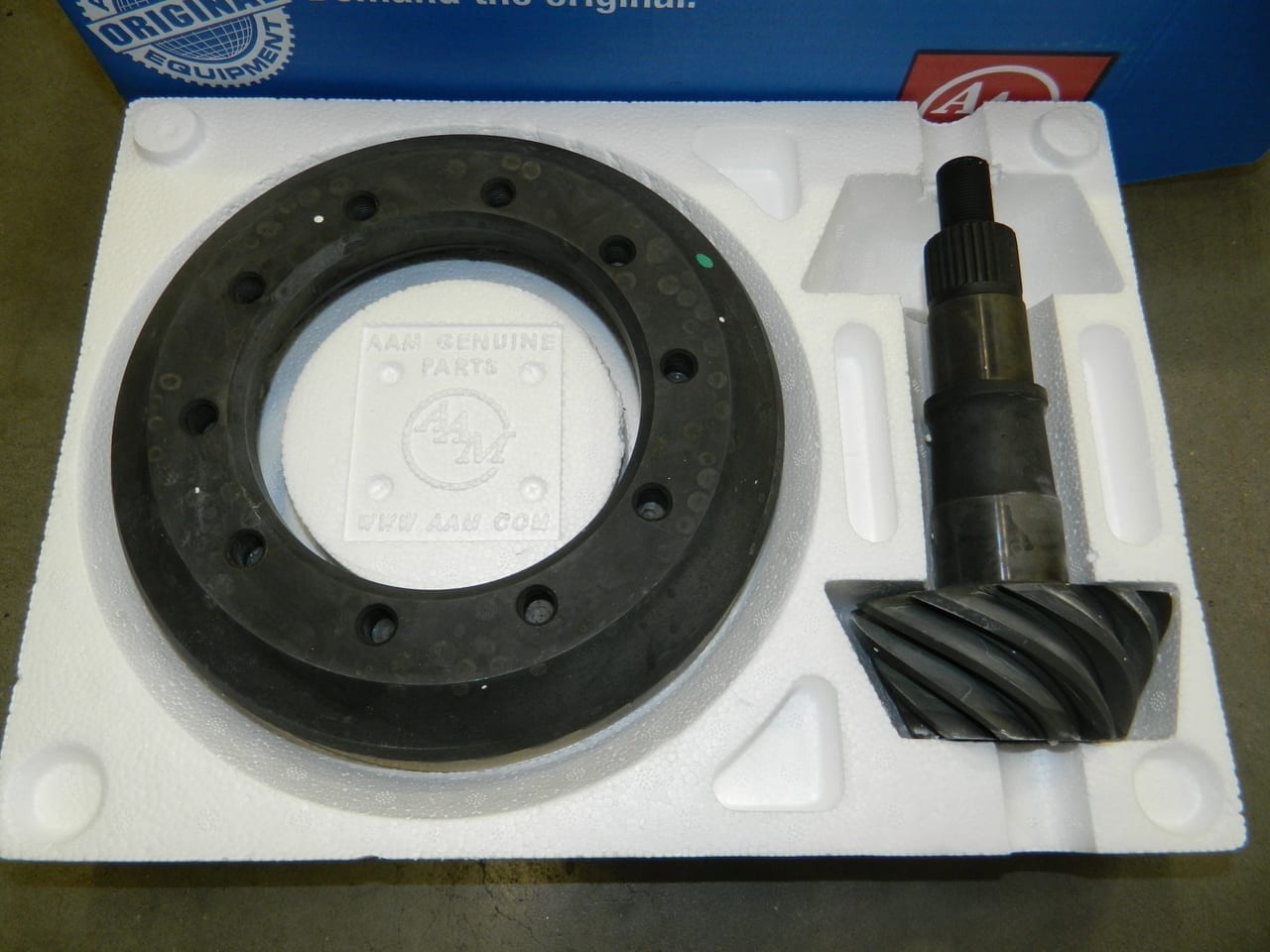 Genuine AAM Ford 8.8 3:73 Gear Set Ring & Pinion Mustang F150 Crown Victoria Explorer
